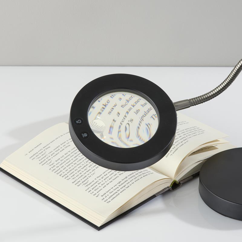 Desktop Reading Lamp 60 LED & Integrated Magnifying Glass 3x